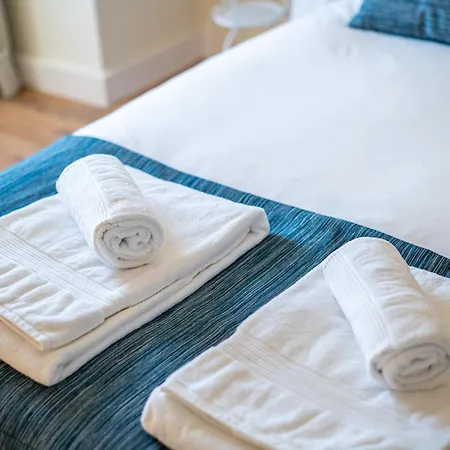 Homeysuite Bedroom 1 Seahouse Cruz Quebrada