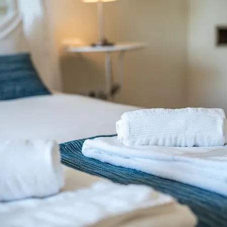 Homeysuite Bedroom 1 Seahouse Pansiyon *
